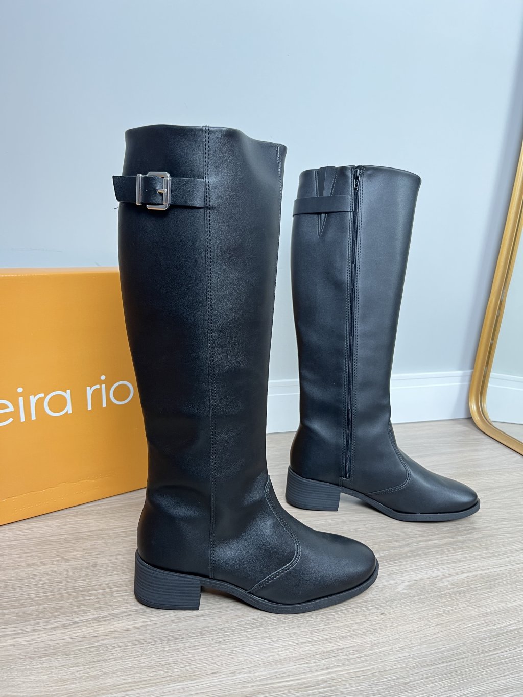 Bota beira rio montaria 