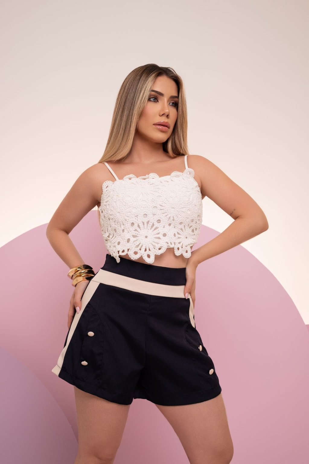 SHORT DETALHADO ALFAIATARIA 