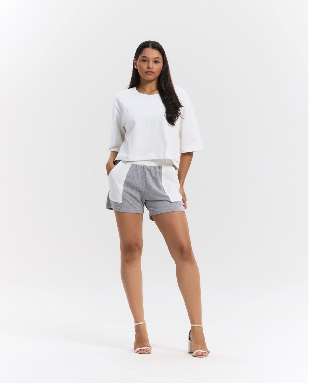 CONJUNTO MOLETOM SUZANE 