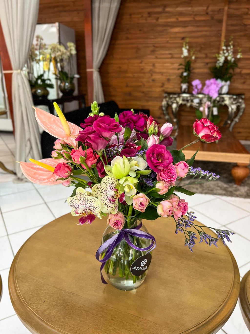 Buquê Delicate no vaso de vidro