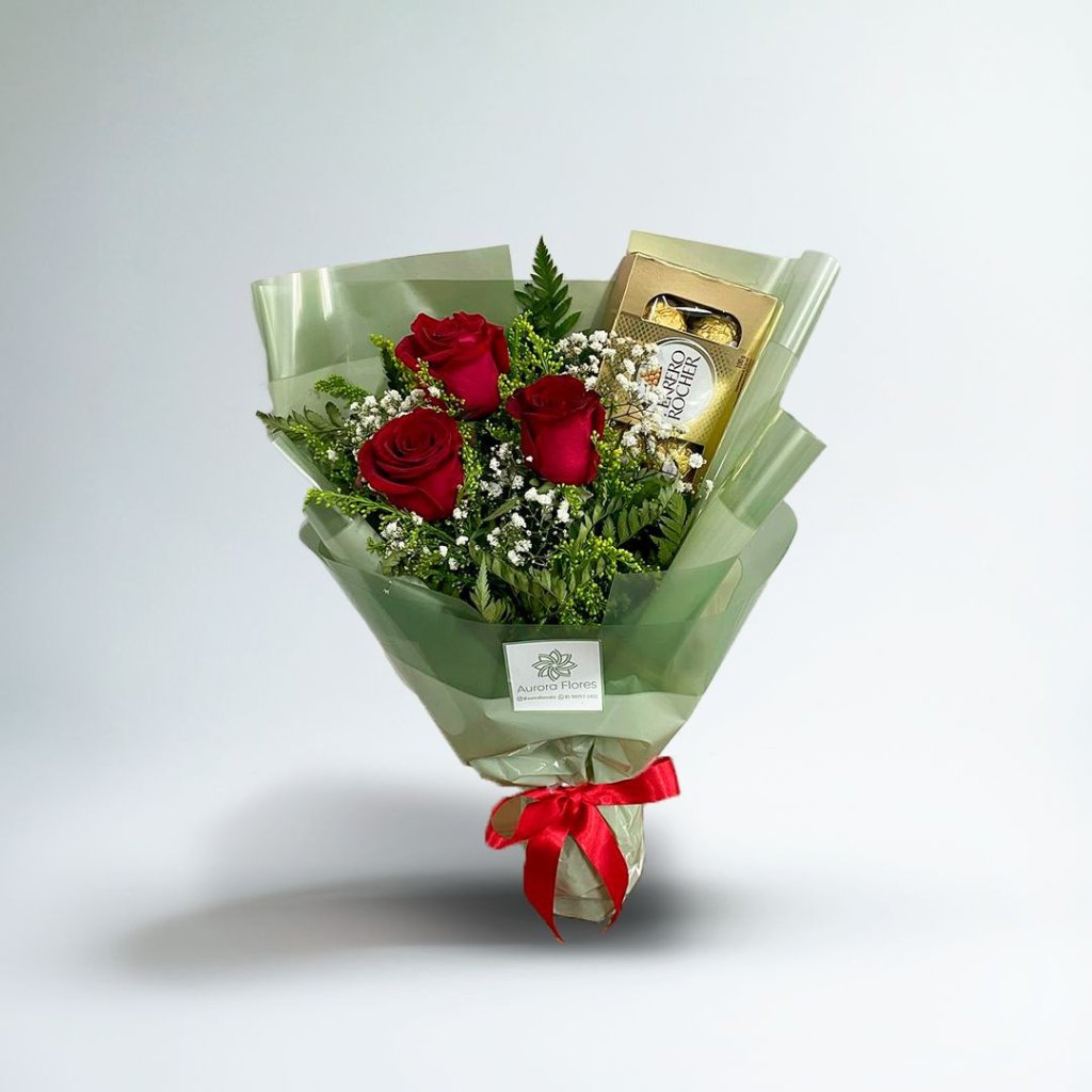 Ramalhete Doce Encanto com Rosa Vermelha (1751)