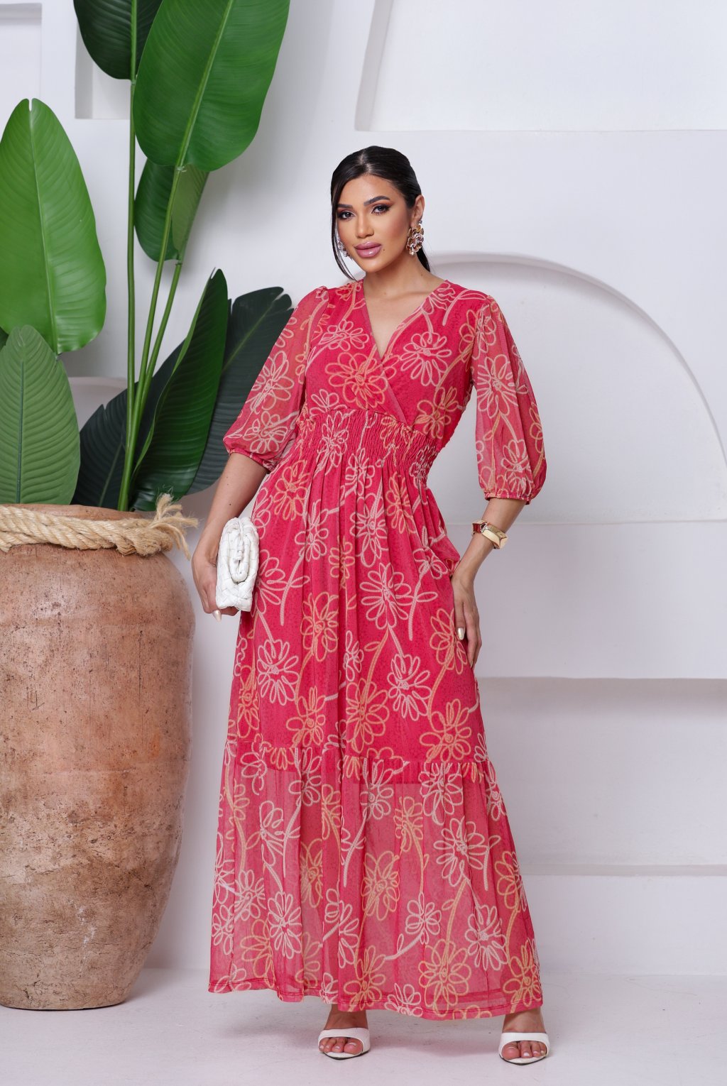 Vestido Longo Feminino em Tule com Lastex e Manga 3/4