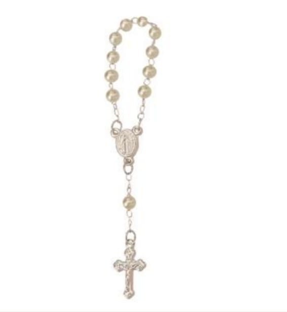 MINI TERCO DE METAL PRATA COM PEROLAS CREME C/12UND