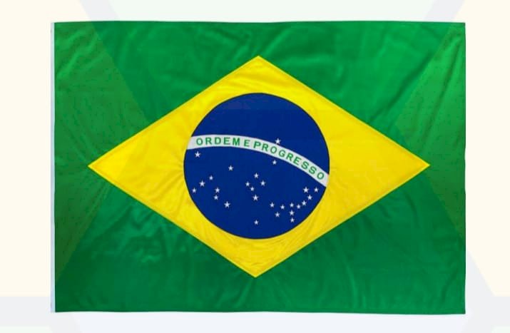 BANDEIRA EM TECIDO 180 X 270 CM BRASIL