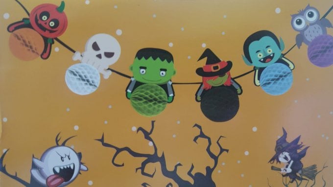 VARAL DE PAPEL HALLOWEEN MONSTRINHOS C/6 NA FITA