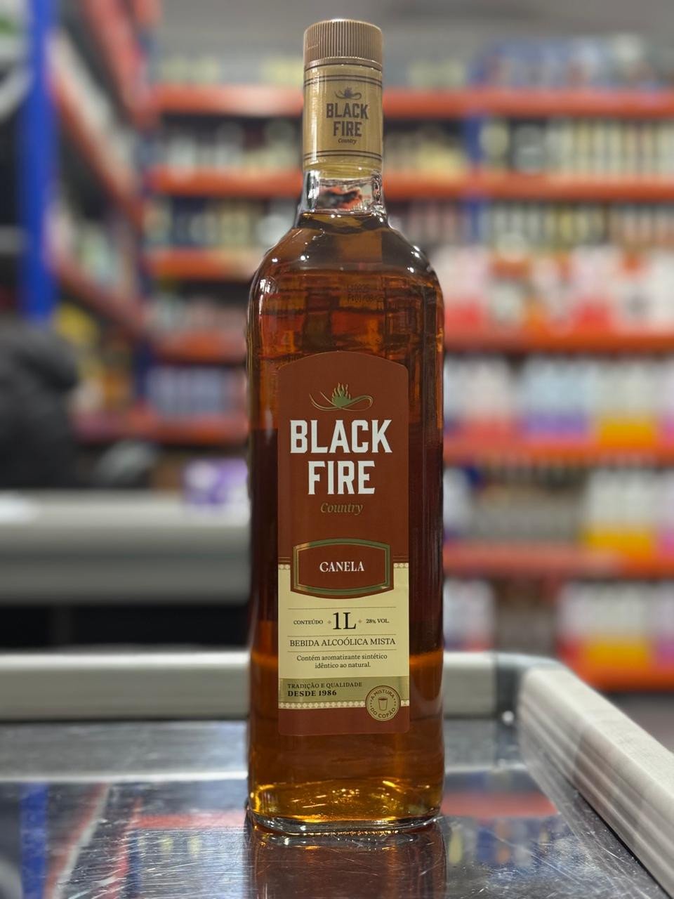 BEBIDA ALCOOLICA MISTA BLACK FIRE COUNTRY CANELA 1L