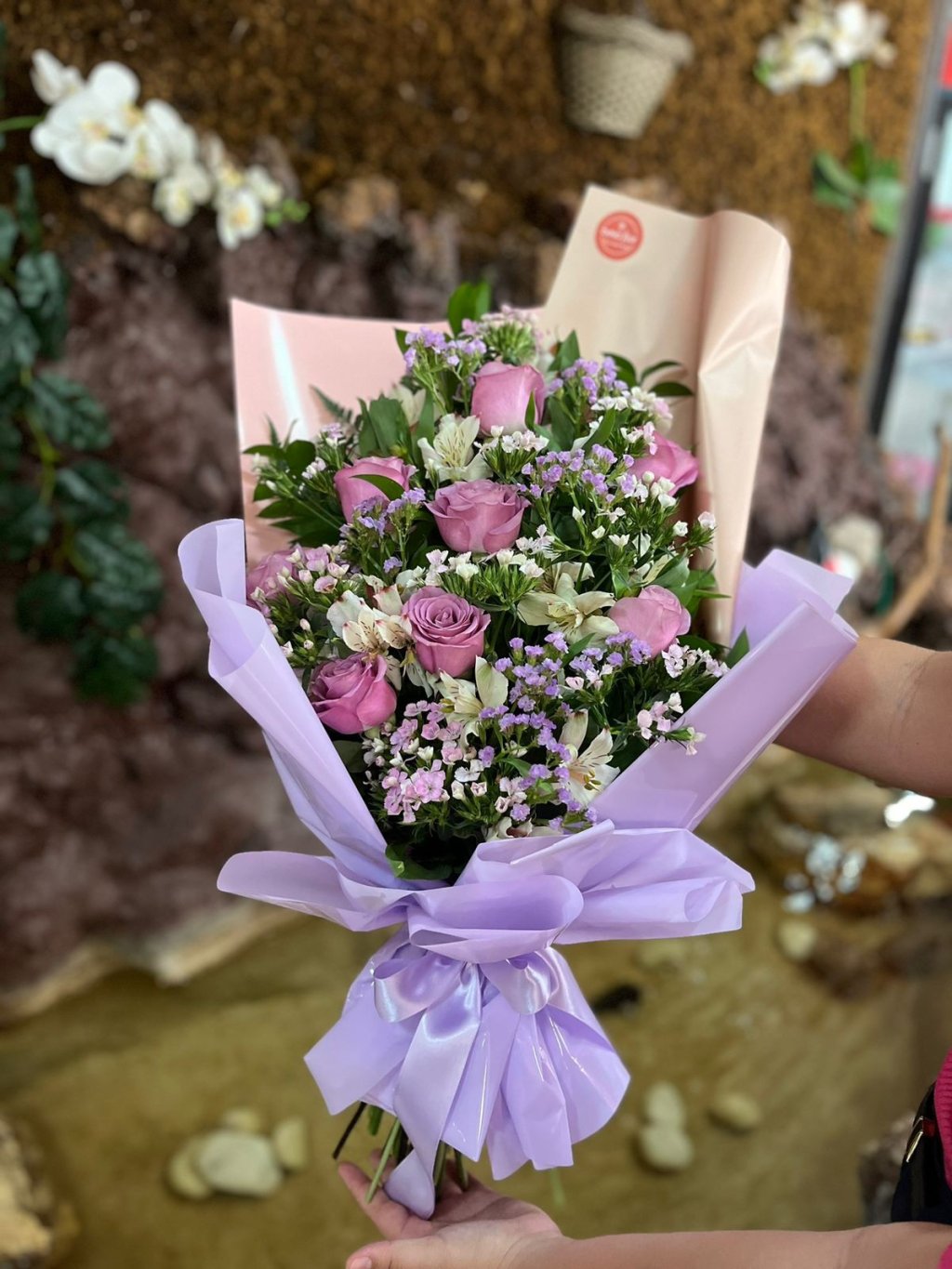 Ramalhete de Rosas Lilás 