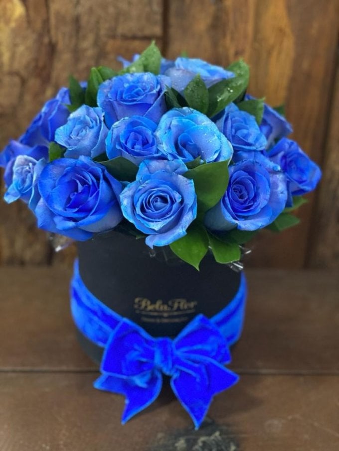 Bac à Fleurs com Rosas Azul