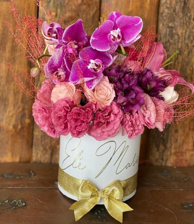 Bac à Fleurs com mix de Flores Nobres Tons Rosê