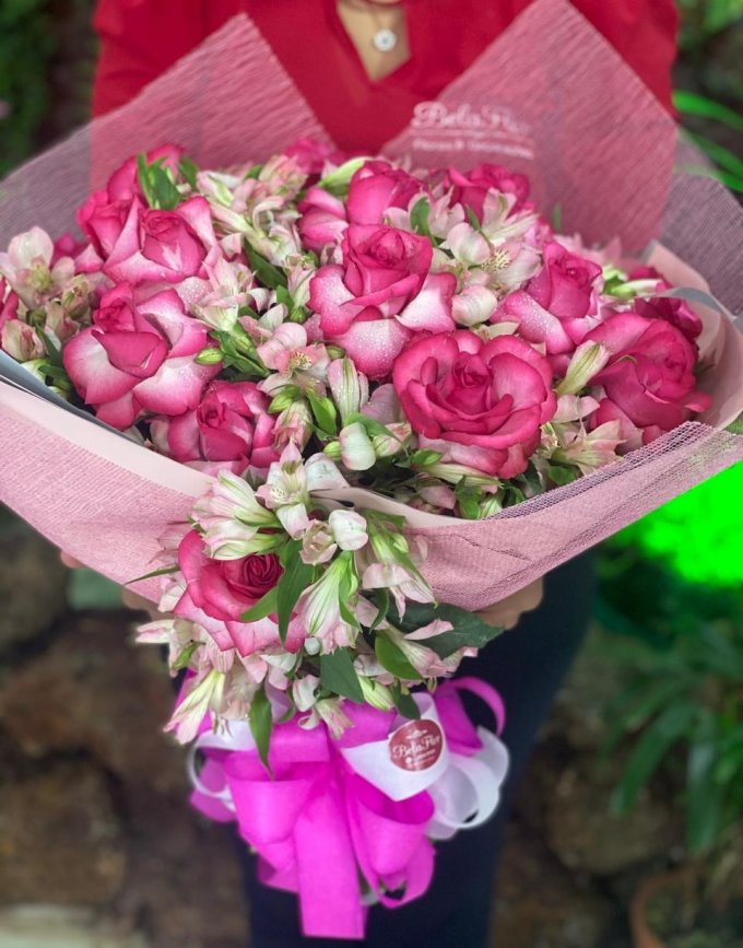 Buque Especial Candy 20 Rosas + acabamento.