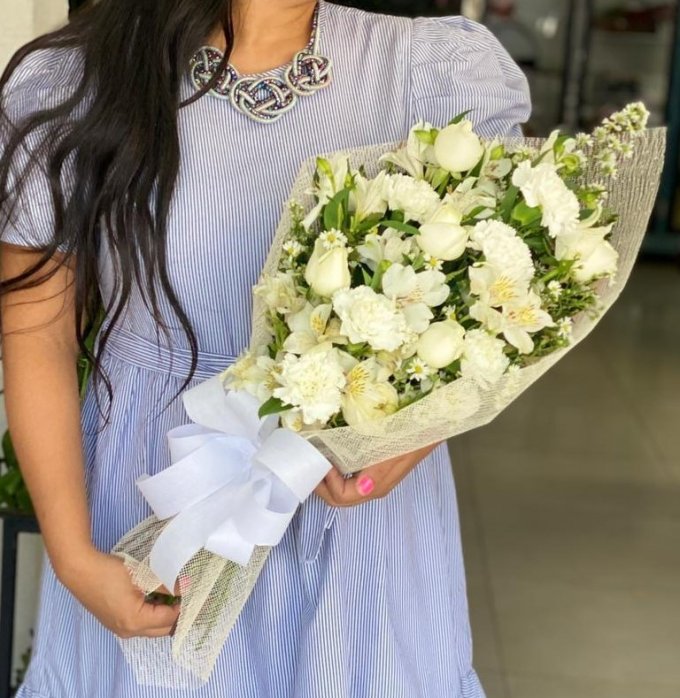 Ramalhete Auge - Cor branco.