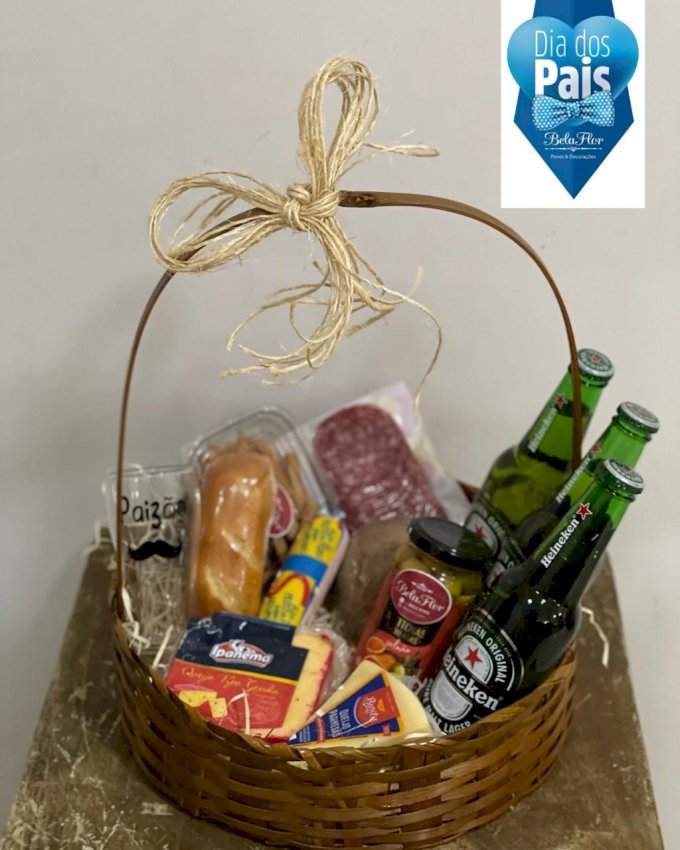 Cesta de Cerveja e frios