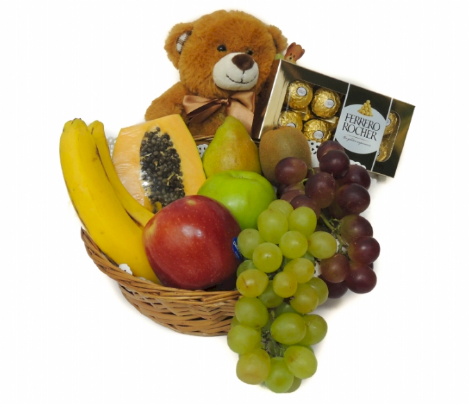 Cesta de Frutas com Chocolate e Pelúcia