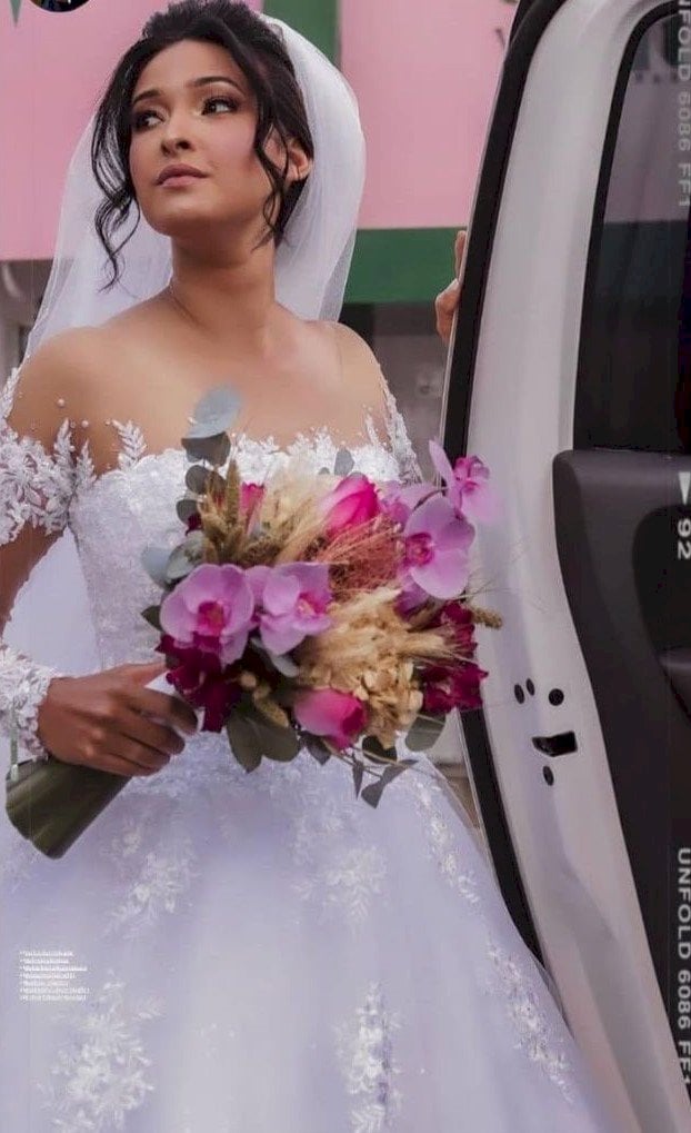 Buque Mix de Flores Desconstruído 