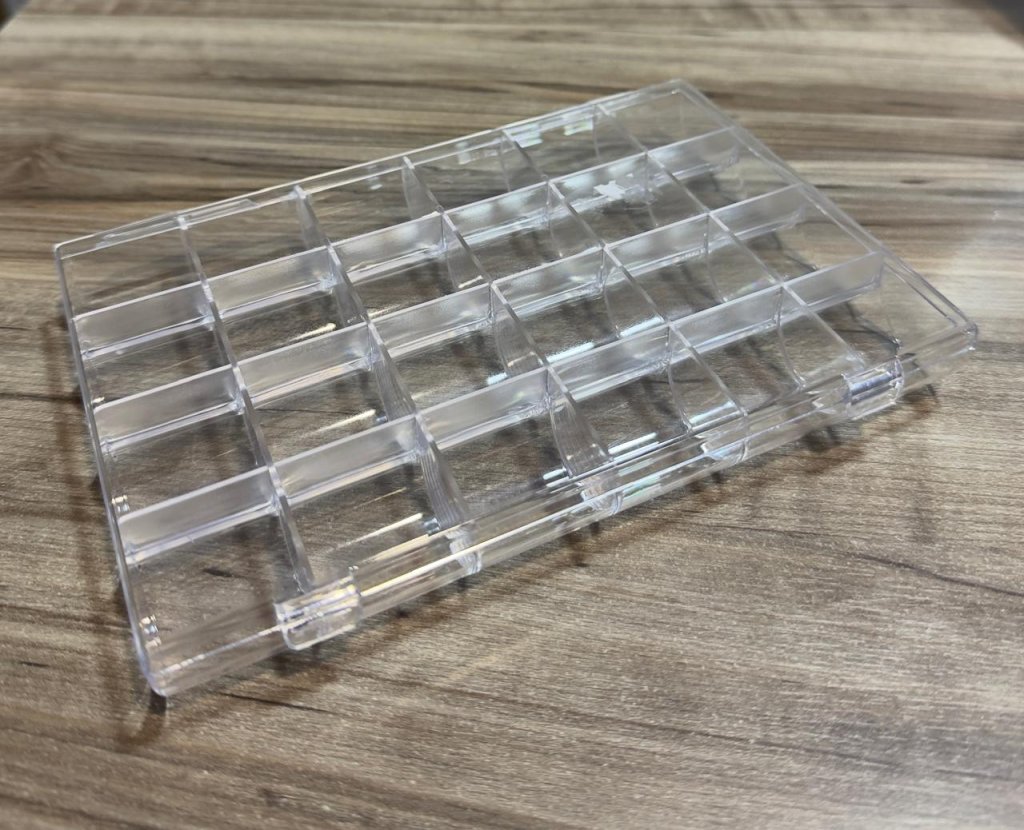 ORGANIZADOR COM DIVISÓRIAS CÓD 1016-PZ-06
