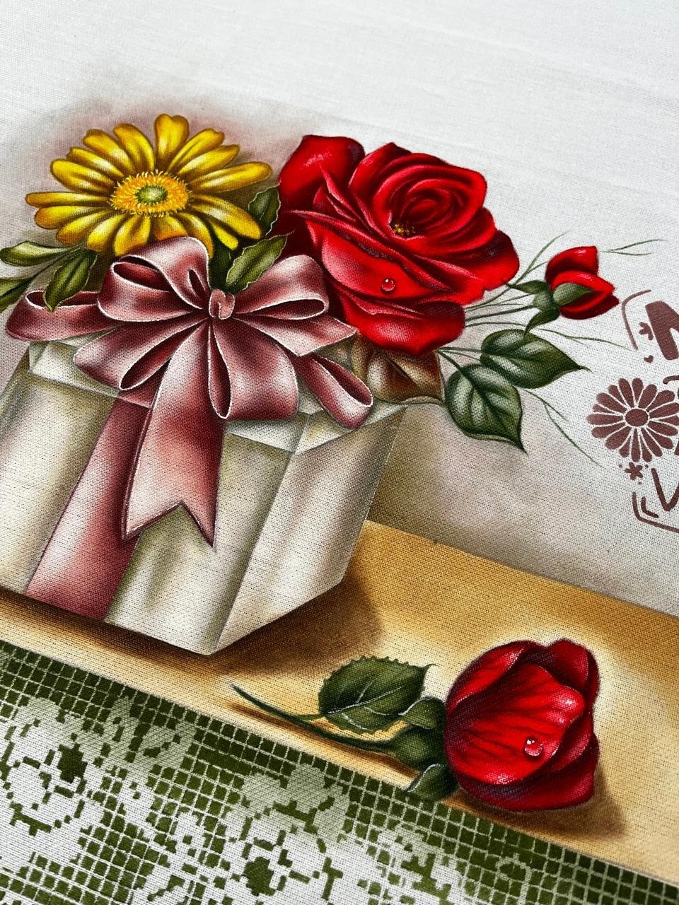 Projeto 158 Rosa vermelha com gerbera