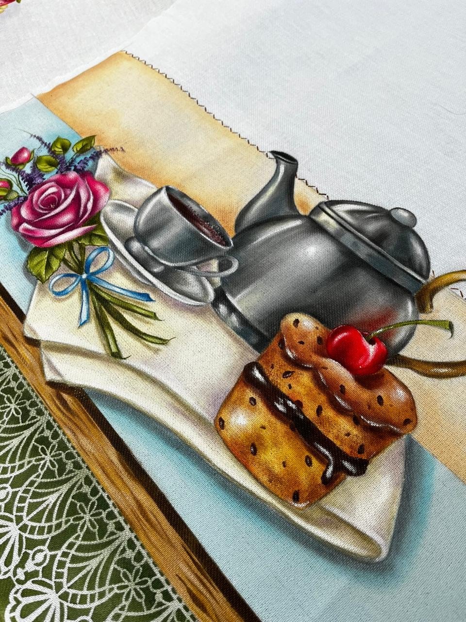 Projeto 159 Chaleira de inox com rosa e bolinho