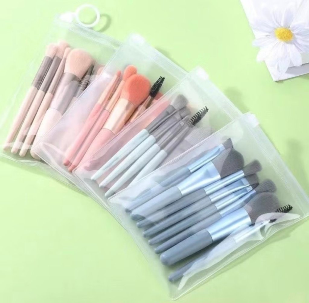 Kit Com 8 Minis Pincéis de Maquiagem