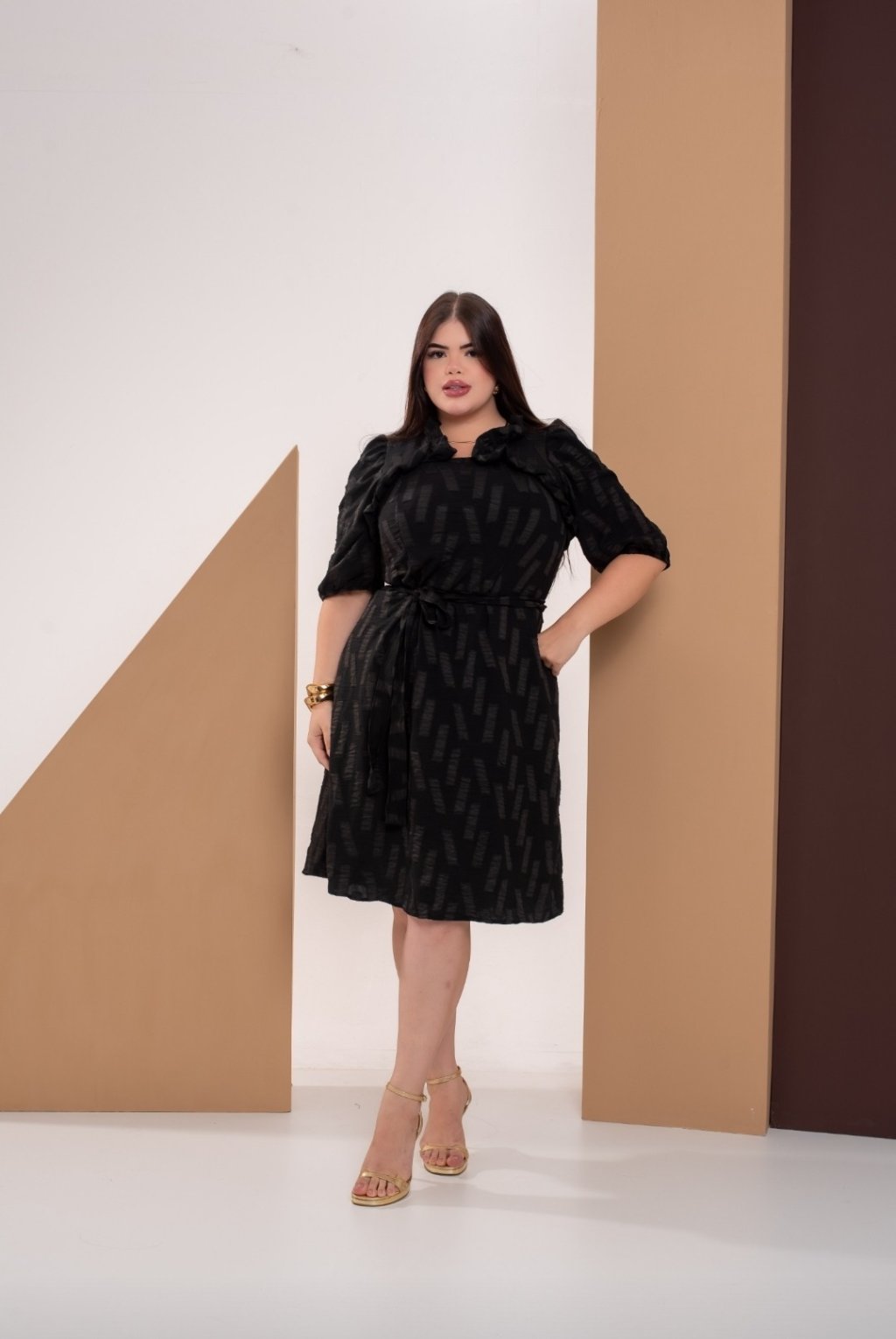VESTIDO CURTO