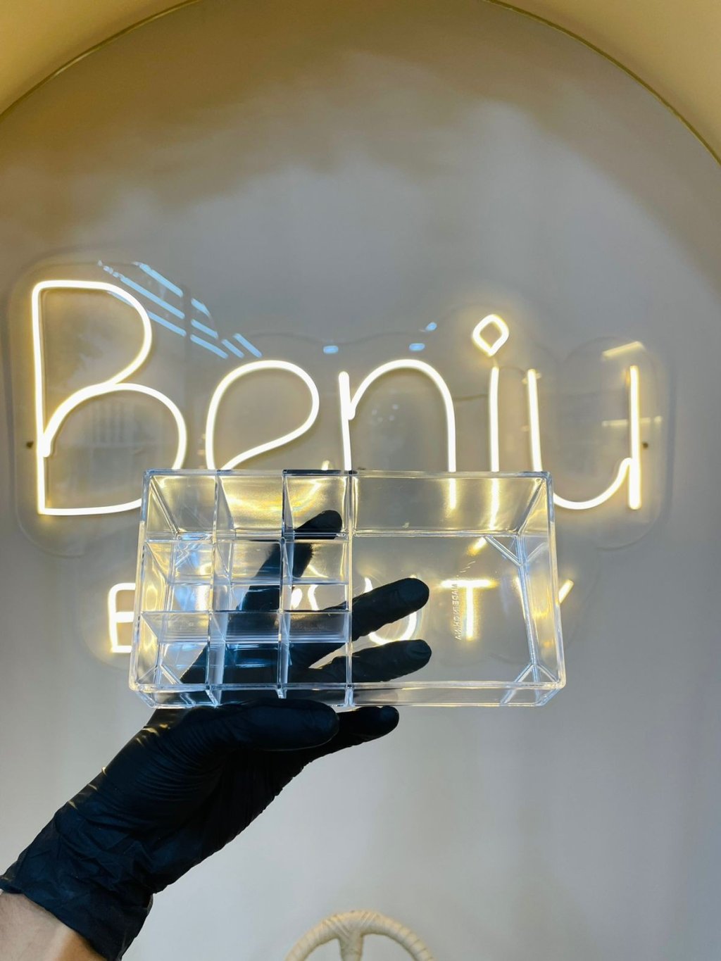 Organizador com divisórias  batom