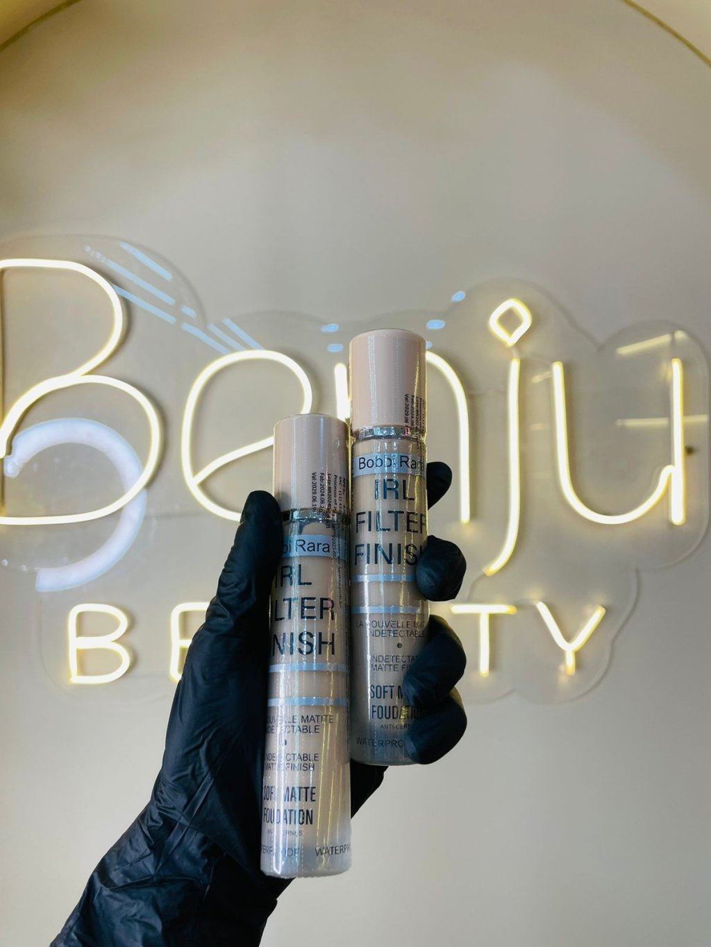 Base soft matte BOBBI RARA