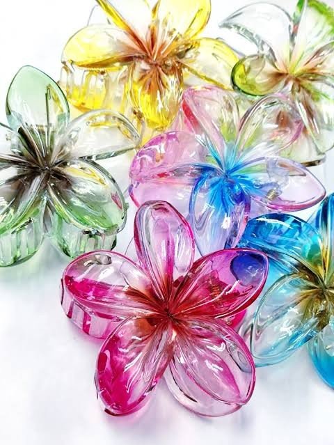 Presilha flor acrílica 