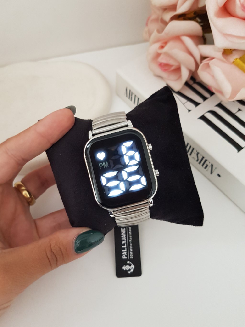 P58 - Prata - prova d água