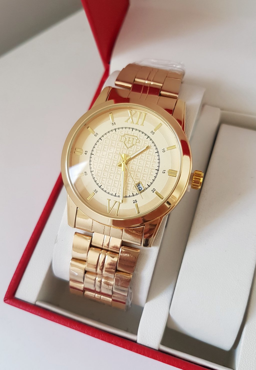 D39 Masc. Dourado - prova d água