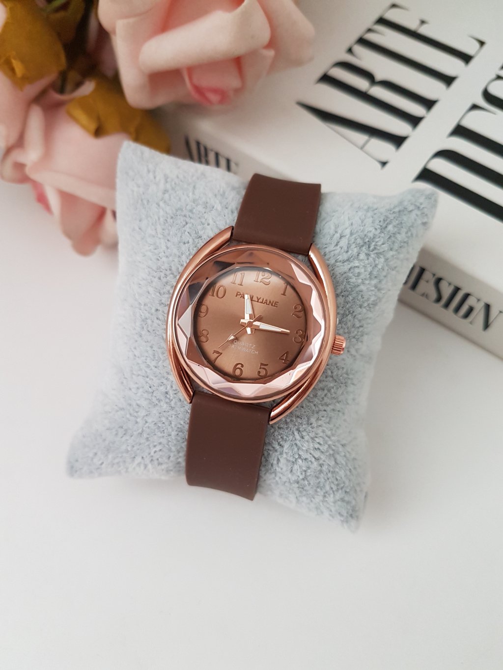 P67 - Marrom - Prova d Água