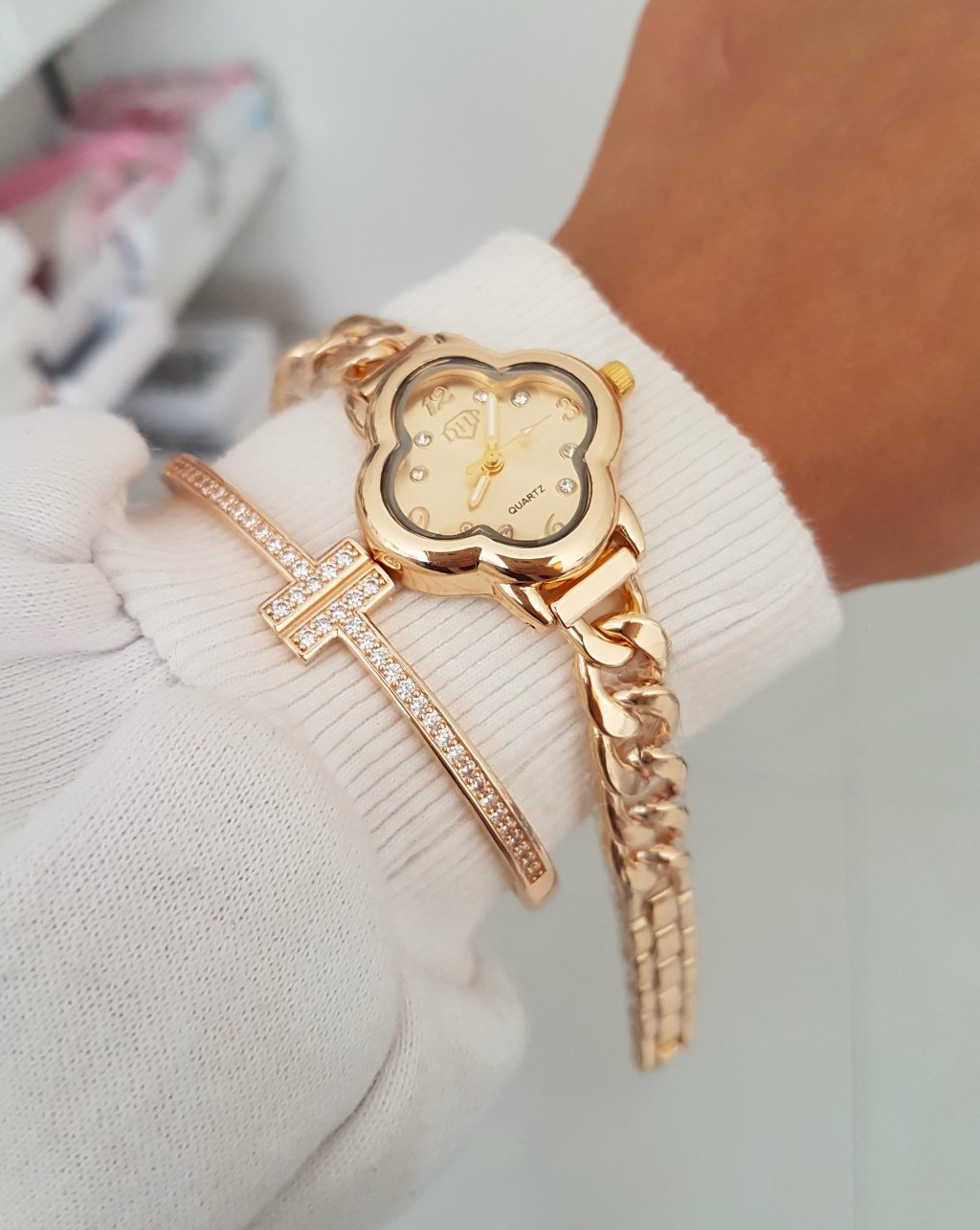 D42 - Dourado - Prova d Água