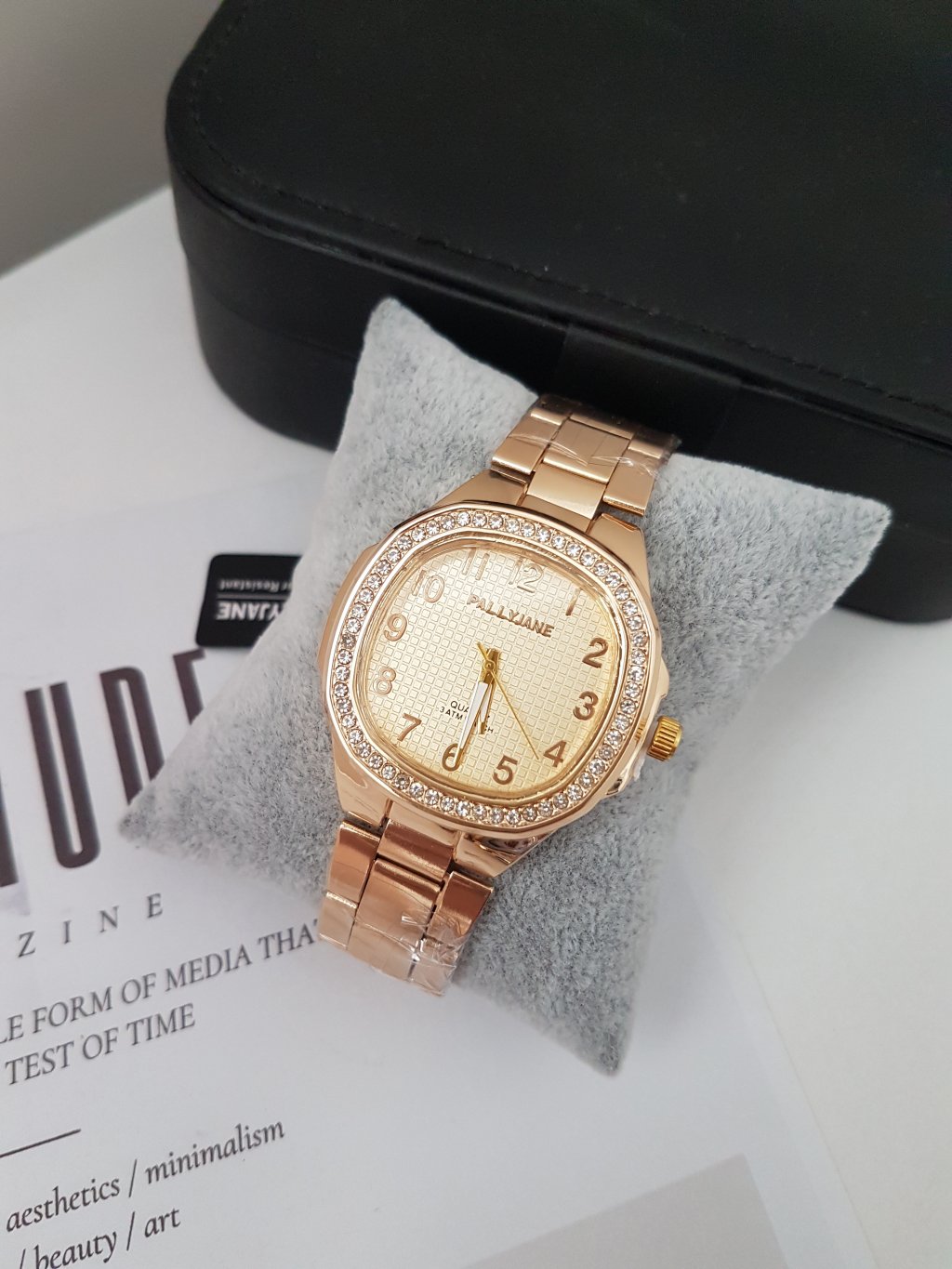 P3 Dourado - prova d água