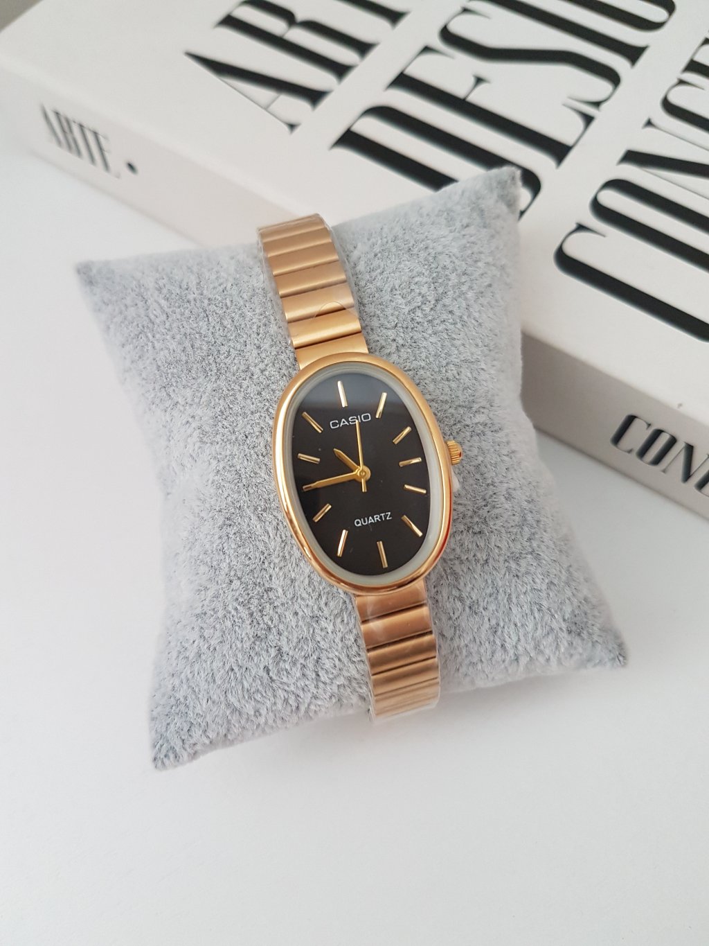 Casio Oval - Dour/preto