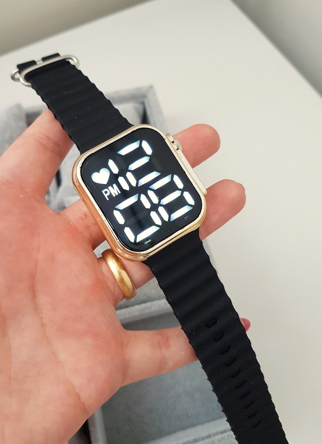 Led Sport Ultra 2.0 - Dour/Preto