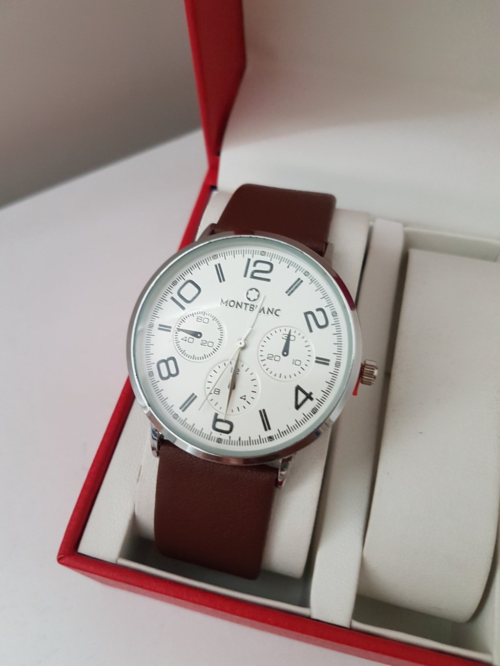 MontBlanc - Prata/marrom - Prova d Água