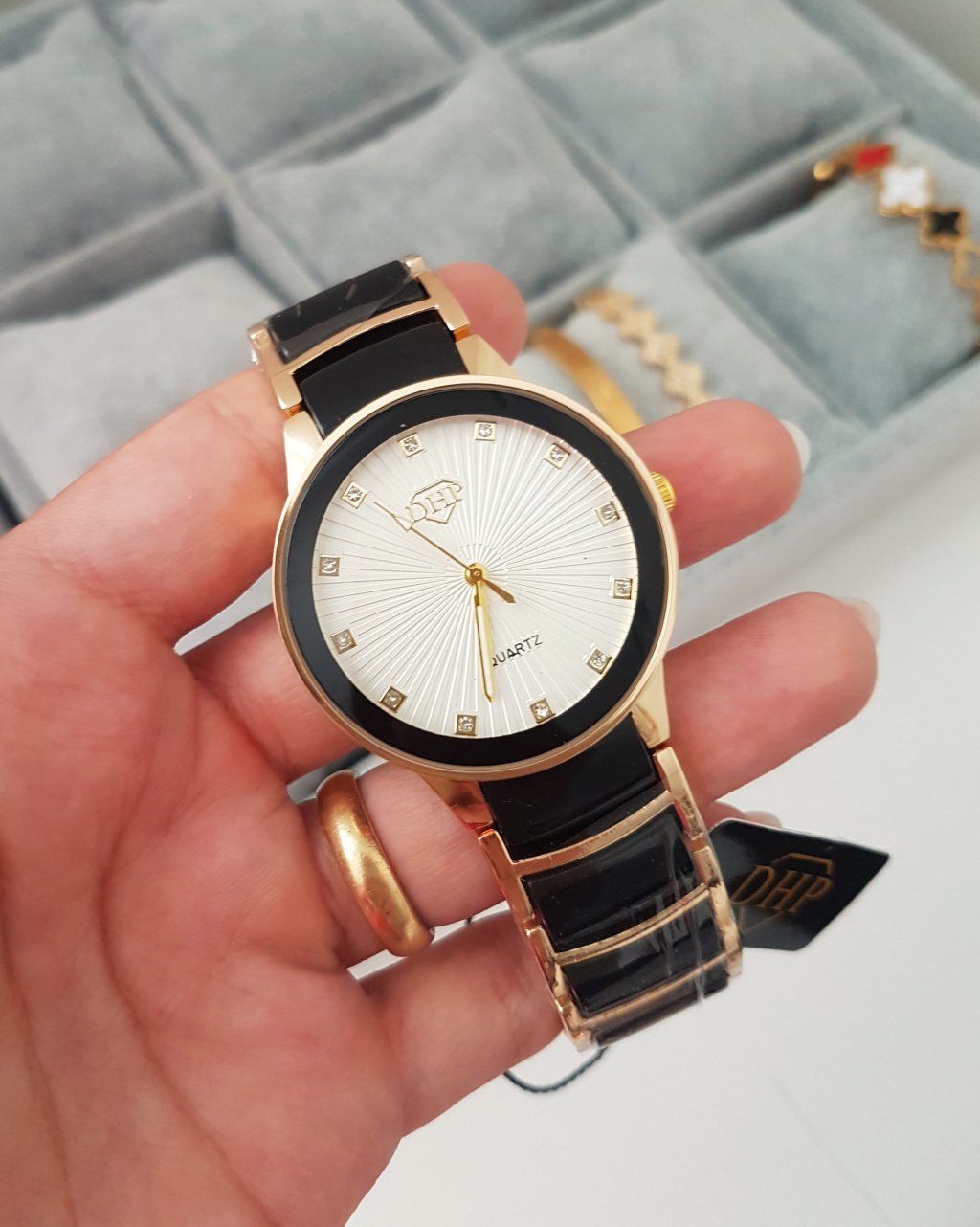 DHP Gold - Preto/Branco - Prova d Água