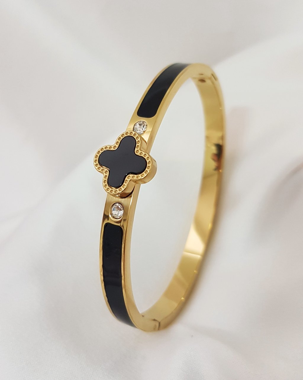 Bracelete em Aço Inoxidável  