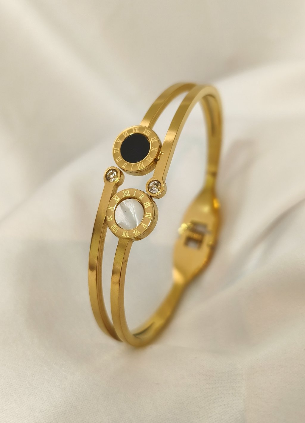 Bracelete em Aço Inoxidável  