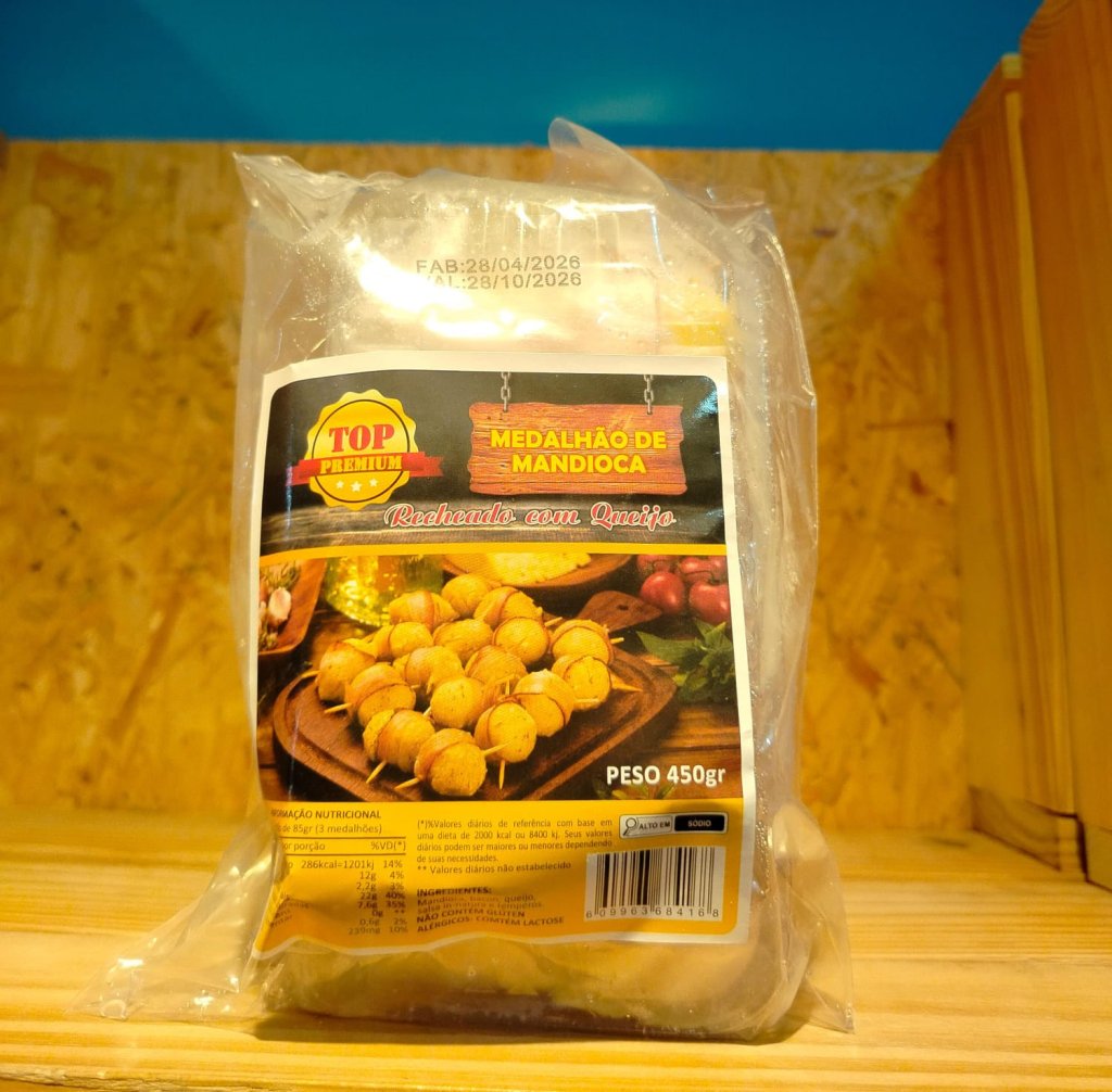 MEDALHÃO DE MANDIOCA SEM ESPETO BACON E QUEIJO 450 GRAMAS - TOP PREMIUM - R$25,30
