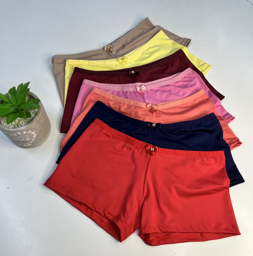 Box feminina de viés lisa