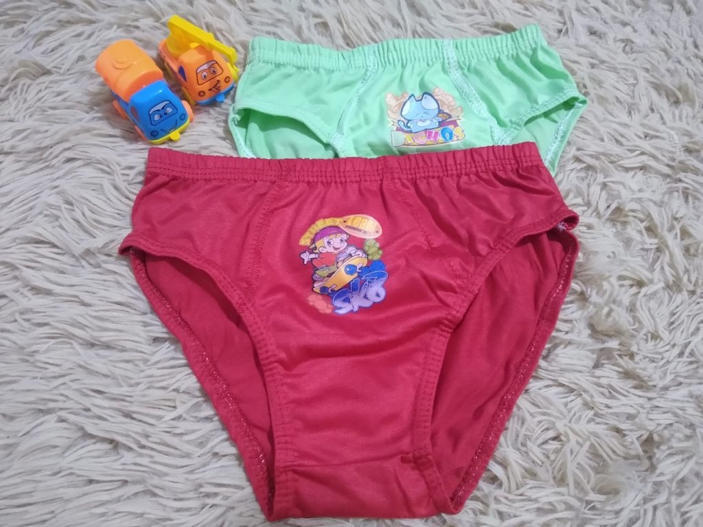 Cueca infantil lisa