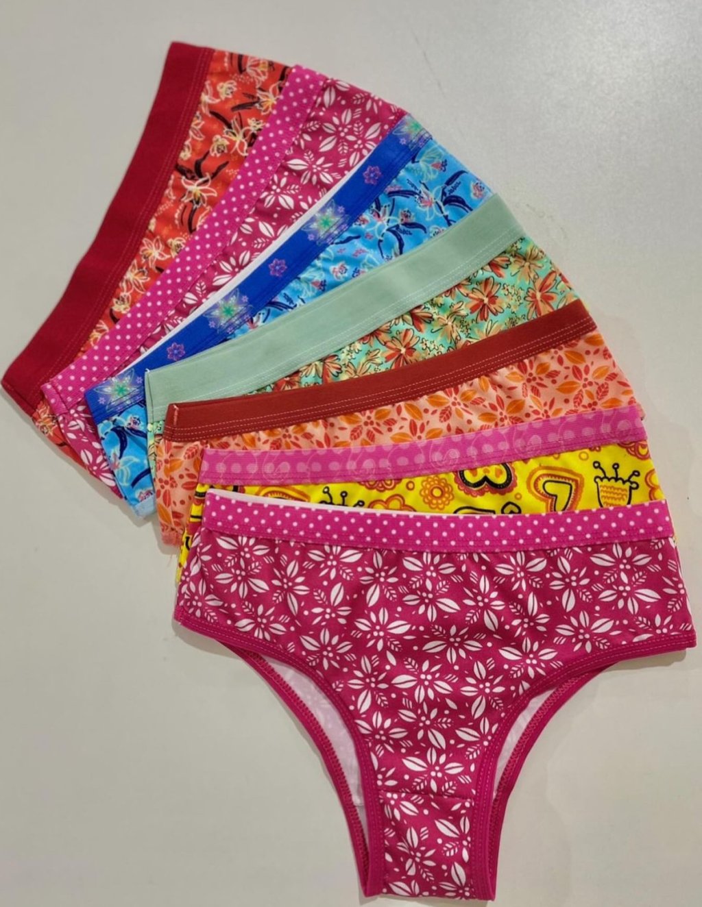 Calcinha infantil estampada na promoção 