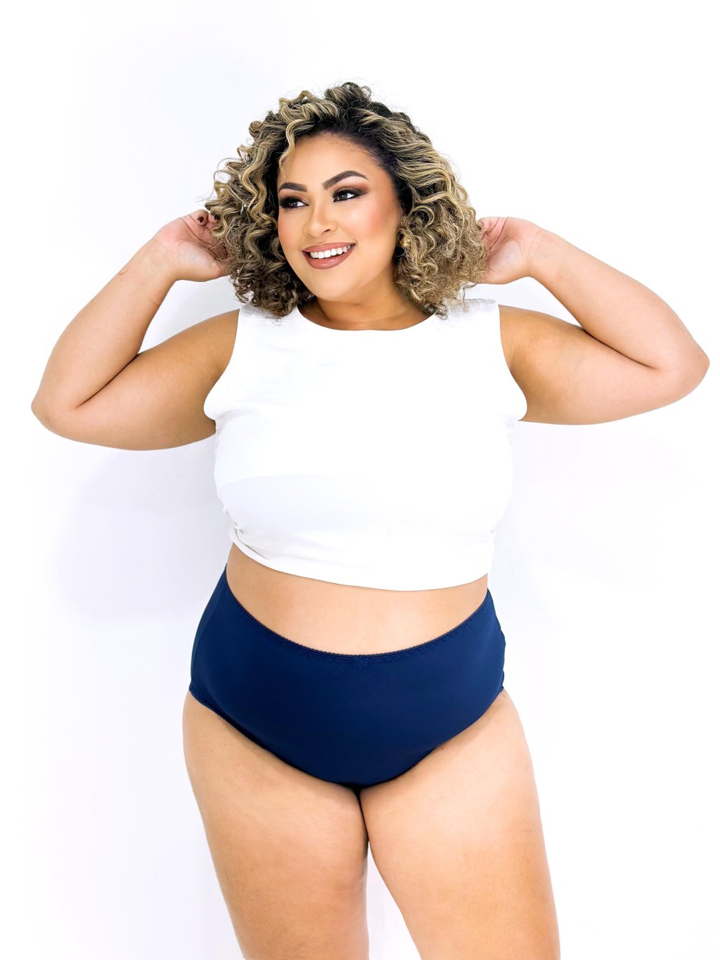 Casolao todo largo e em três pontinho 