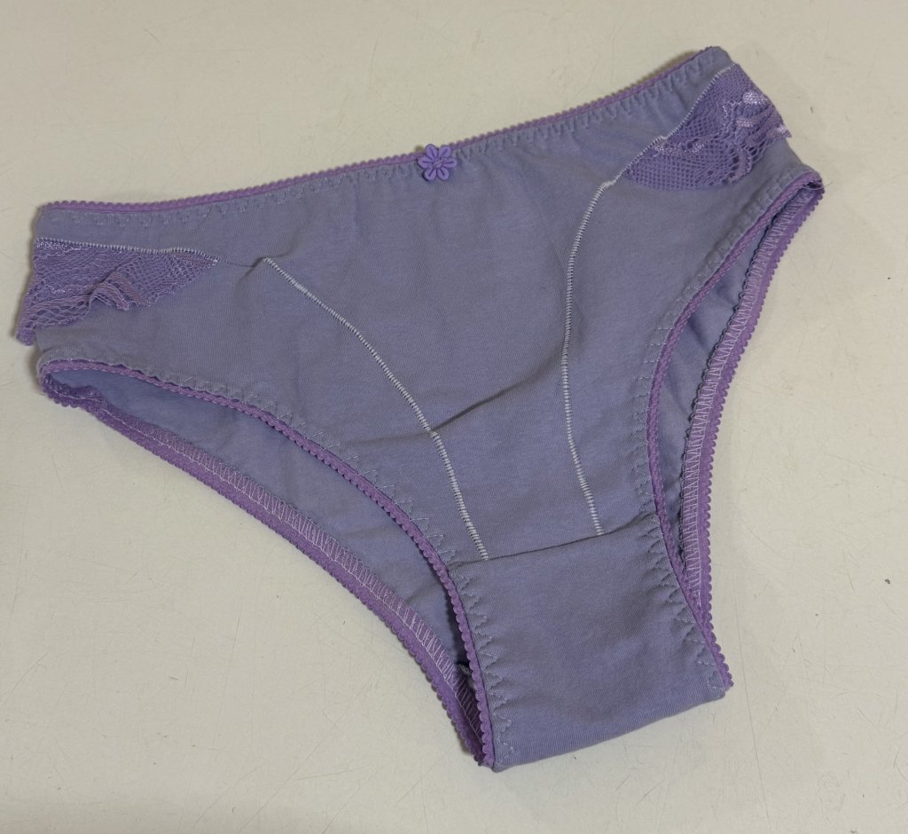 Casolao G cotton e renda lateral 