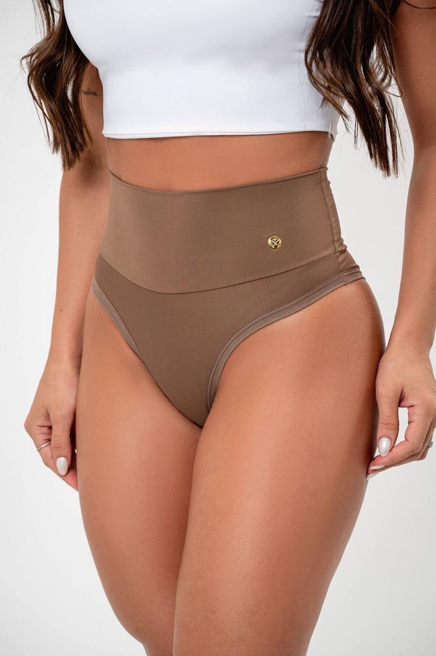 Calcinha premium pala alta e dupla 