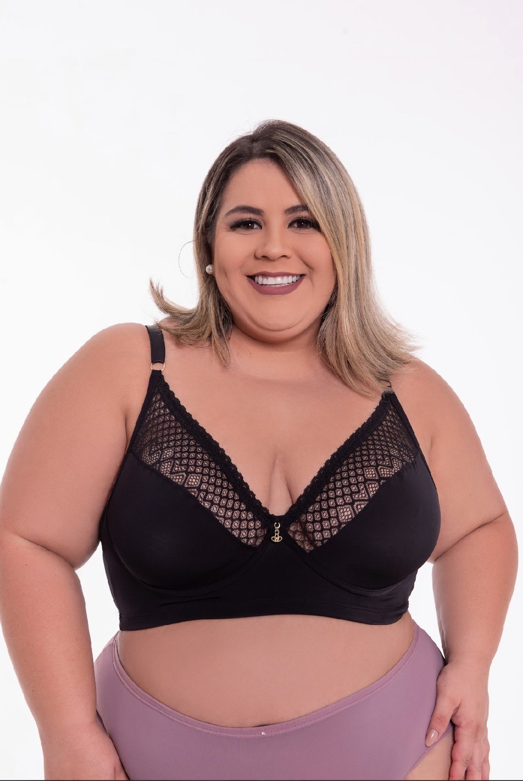 Sutiã plus Size, sem bojo com detalhe em renda 