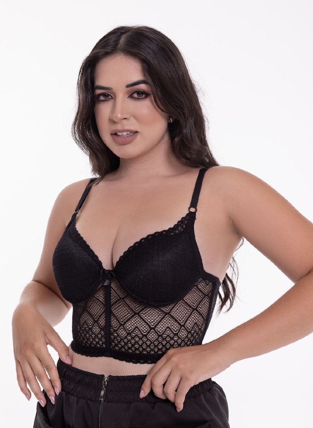 Cropped em renda 