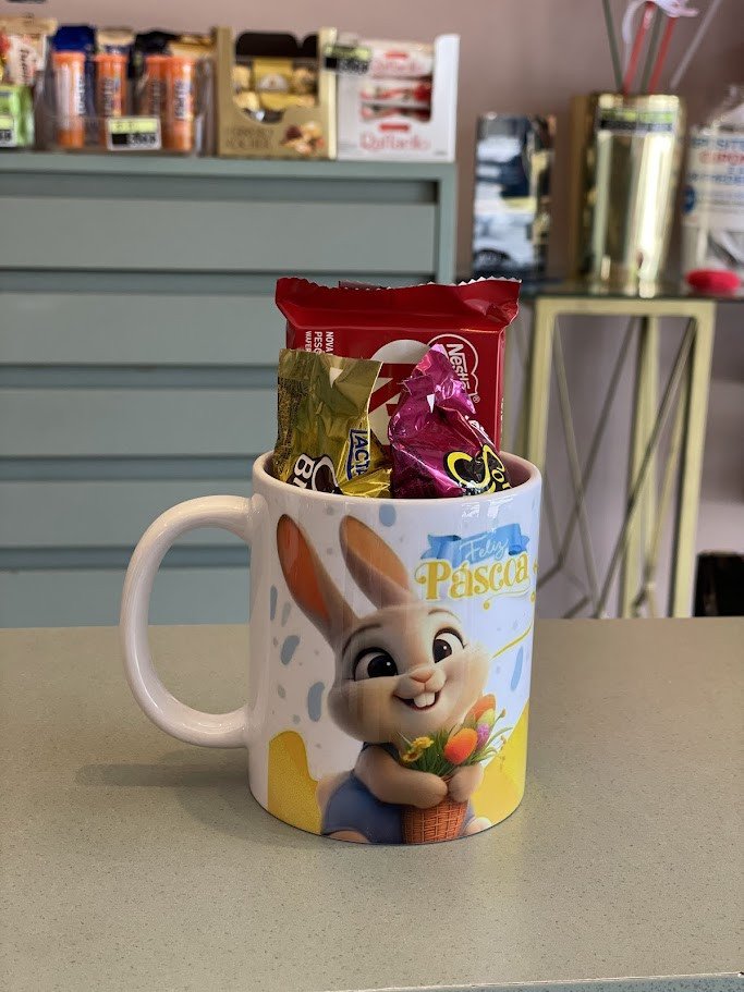 Caneca nº 01 - Páscoa c/ chocolate