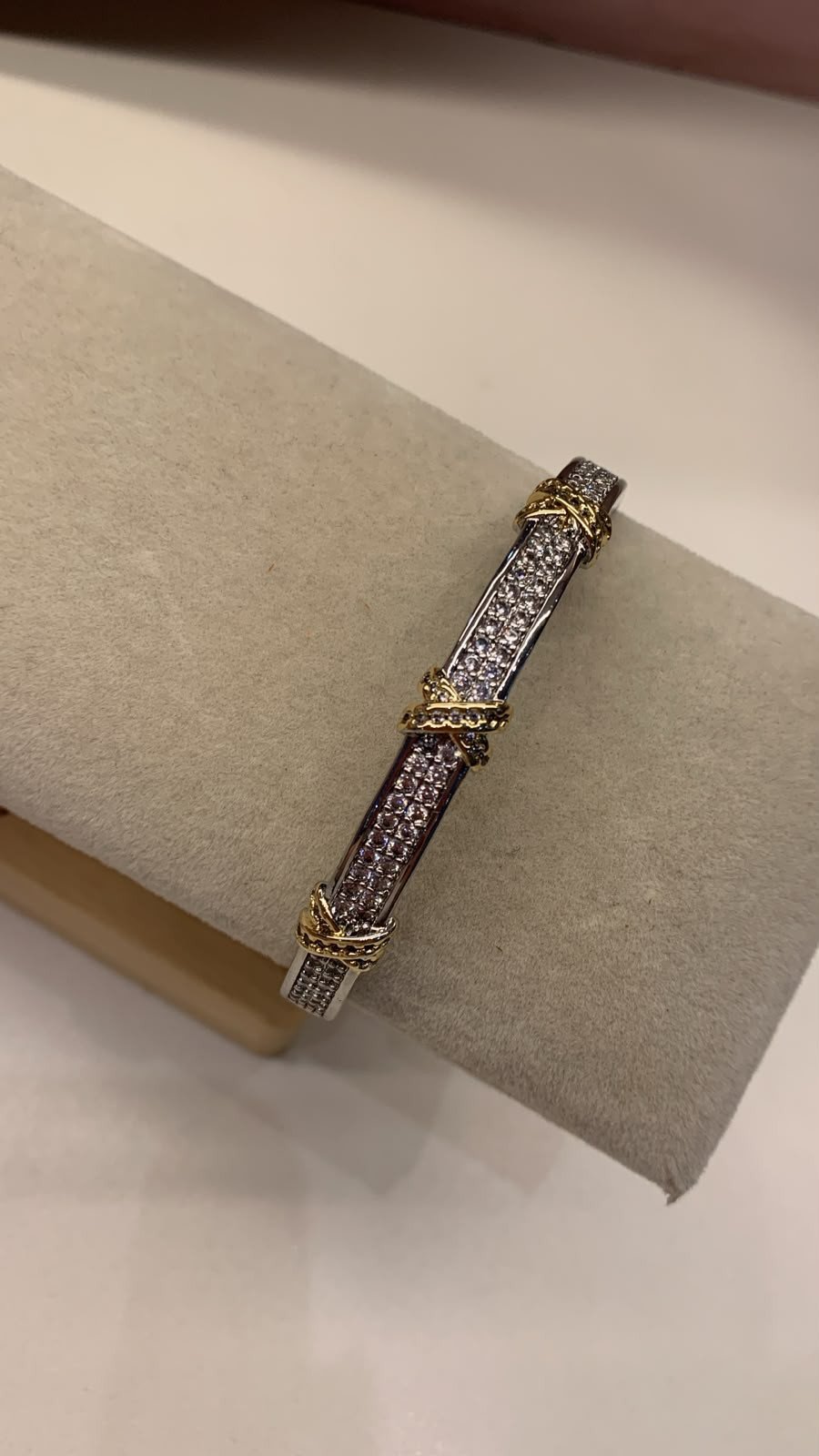  Bracelete X