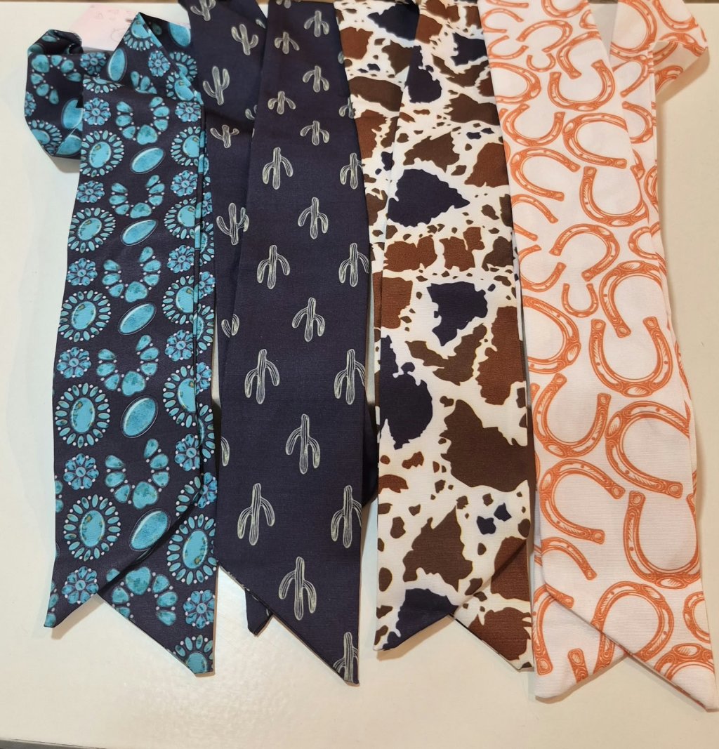 Bandana 