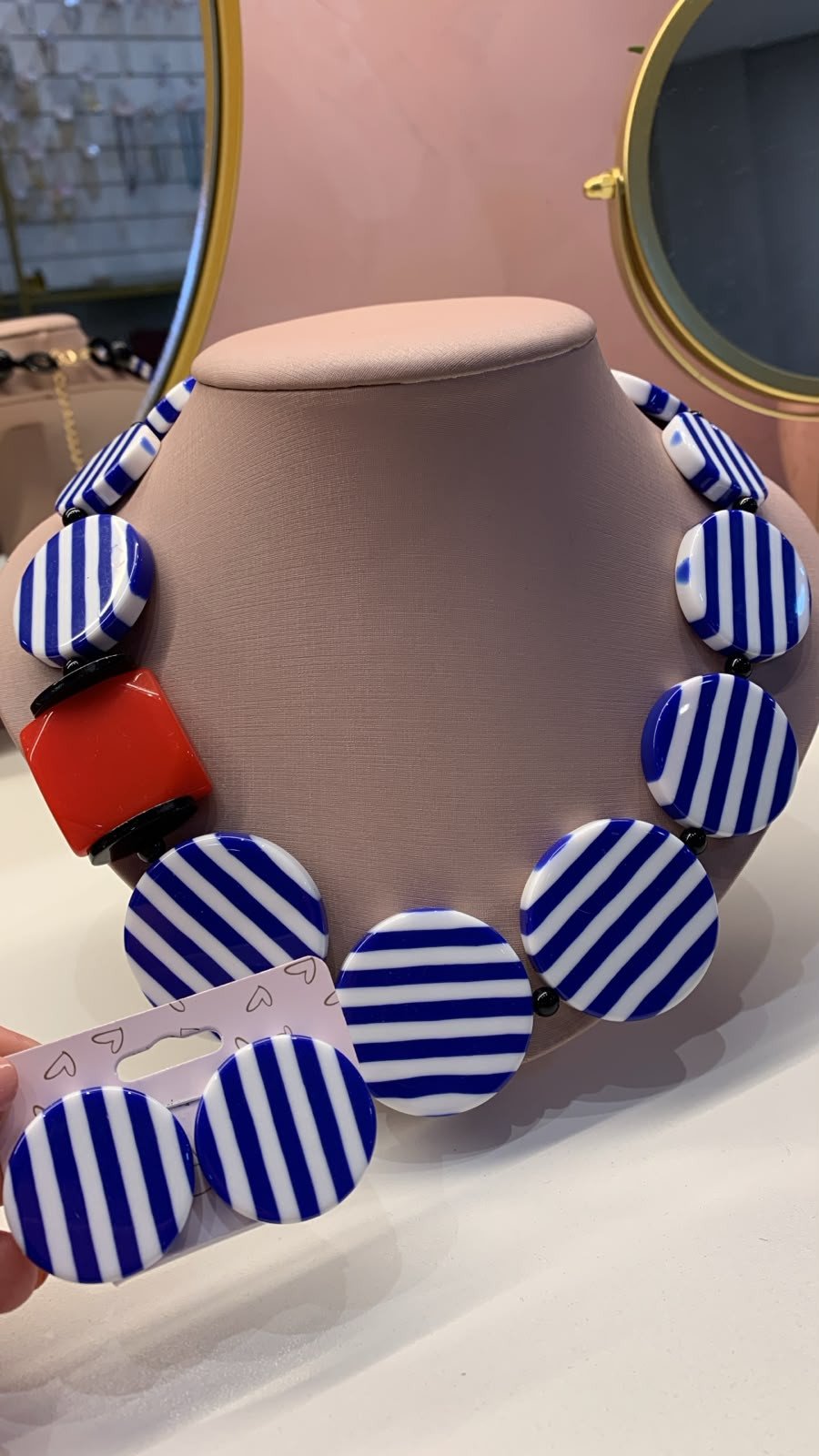 conjunto  Max